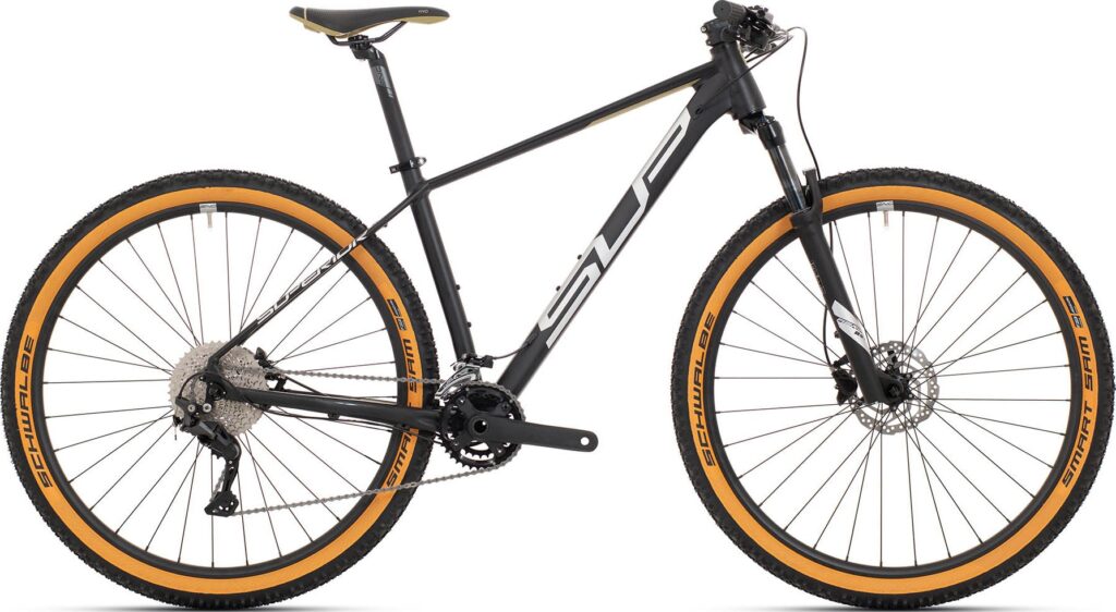 Superior XC 879 2023 - Sort