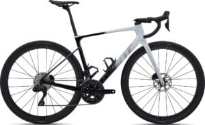 Giant Defy Advanced Pro 1 2024 – Hvid/Sort