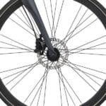 front hub på Avenue Airbase Sora