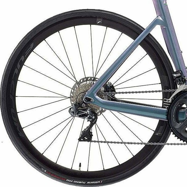 Bagnav på Bianchi Aria Aero 105 Di2