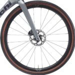 front hub på Bianchi Impulso PRO GRX 820