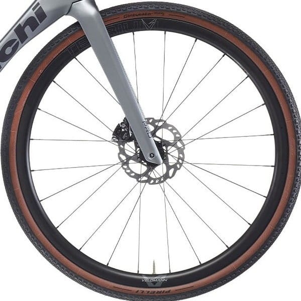 front hub på Bianchi Impulso PRO GRX 820
