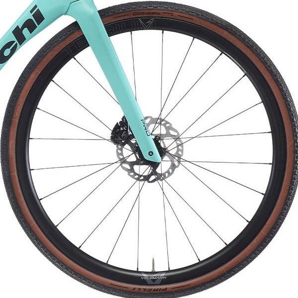front hub på Bianchi Impulso PRO GRX 820