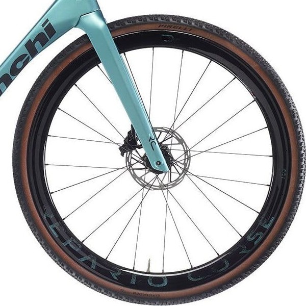 front hub på Bianchi Impulso RC Sram Force eTap AXS