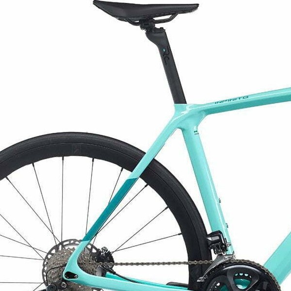 Sadel på Bianchi Infinito Ultegra Di2