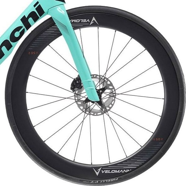 front hub på Bianchi Oltre Comp Ultegra Di2