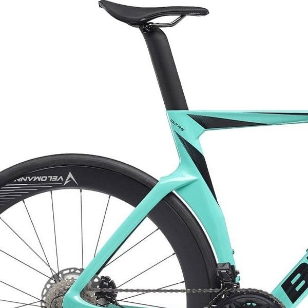 Sadel på Bianchi Oltre Comp Ultegra Di2