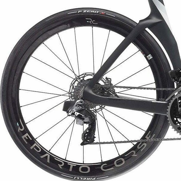 Bagnav på Bianchi Oltre Pro RED eTap AXS