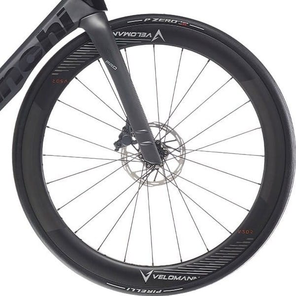 front hub på Bianchi Oltre Pro Sram Force eTap AXS