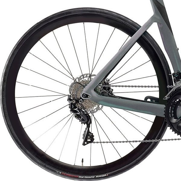 Bagnav på Bianchi Oltre Race 105 24sp