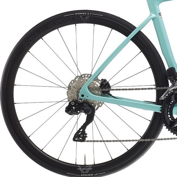 Bagnav på Bianchi Specialissima COMP Ultegra Di2 24sp