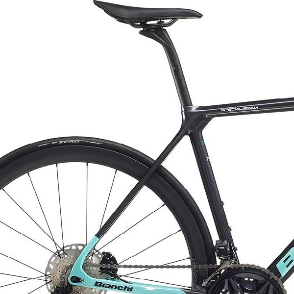 Sadel på Bianchi Specialissima Ultegra Di2 24sp