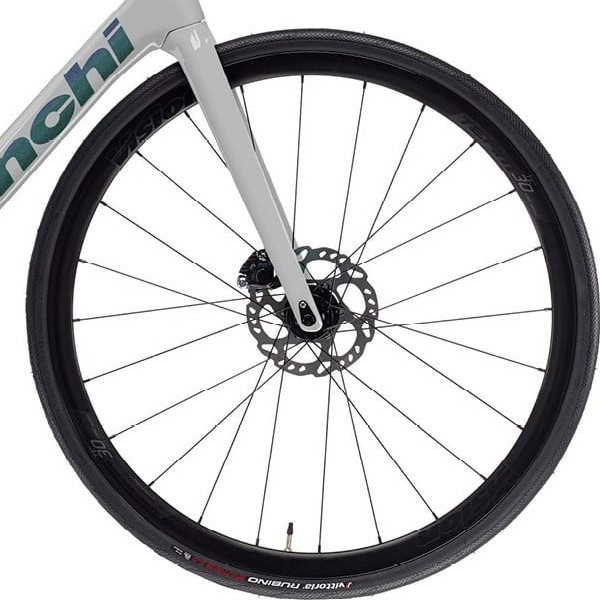 front hub på Bianchi Sprint 105 Di2 24sp