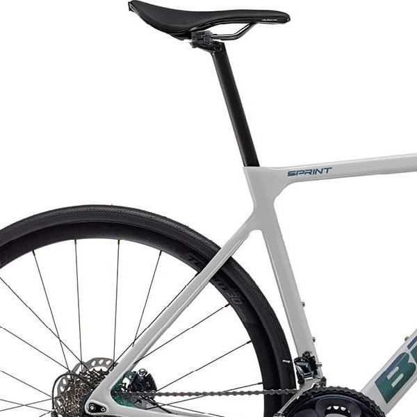 Sadel på Bianchi Sprint 105 Di2 24sp
