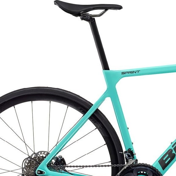 Sadel på Bianchi Sprint 105 Di2 24sp