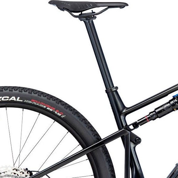Sadel på BMC Fourstroke FOUR