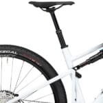 Sadel på BMC Fourstroke THREE