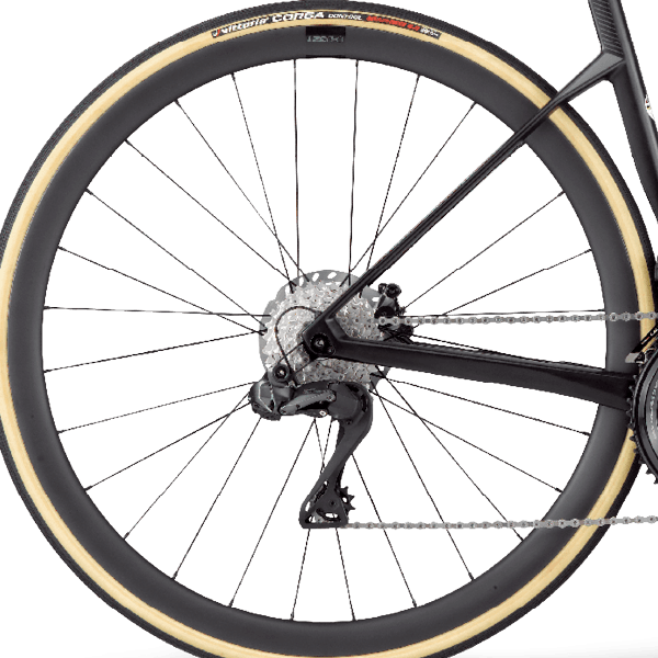 Bagnav på BMC Roadmachine 01 FIVE