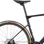 Sadel på BMC Roadmachine 01 FIVE
