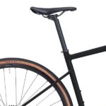 Sadel på BMC Roadmachine AL X TWO