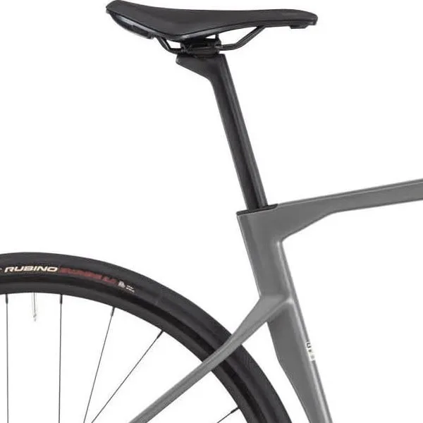 Sadel på BMC Roadmachine FIVE