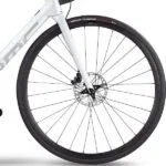 front hub på BMC Roadmachine THREE