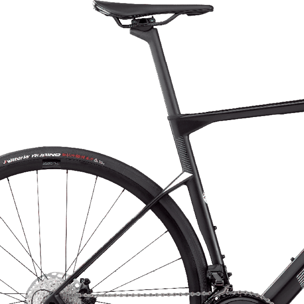 Sadel på BMC Roadmachine X TWO
