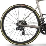 Bagnav med SRAM Force eTap AXS bagskifter på BMC Teammachine SLR01 FOUR