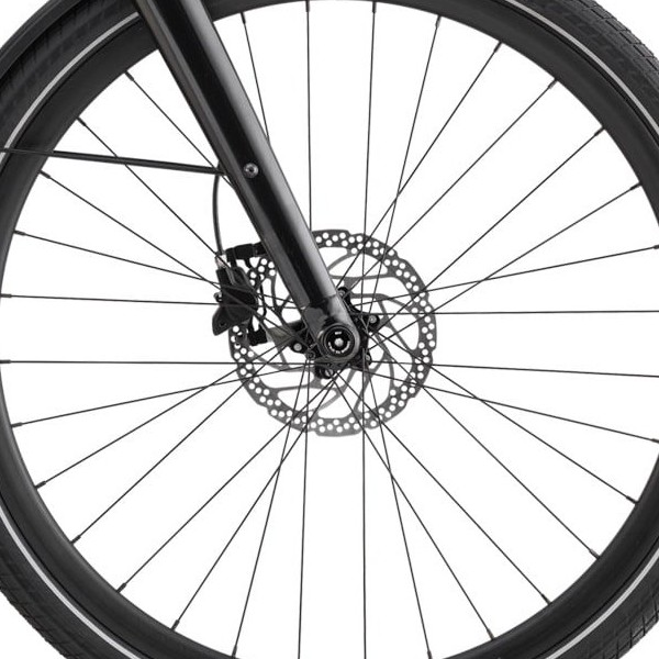 front hub på Cannondale Mavaro Neo 3