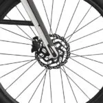 front hub på Cannondale Mavaro Neo 5