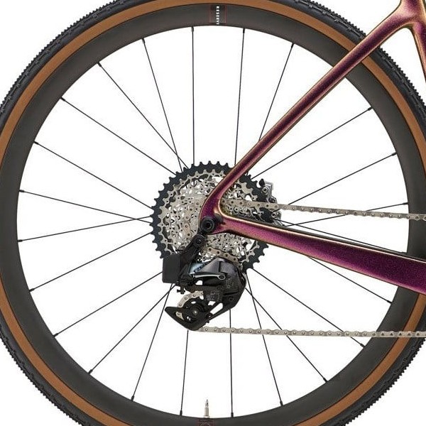Bagnav på Cervélo Aspero-5 Force eTap AXS 1