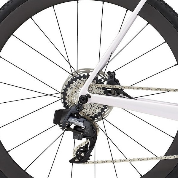 Bagnav på Cervélo R5-CX Force eTap AXS