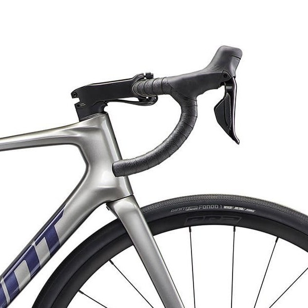 Styr på Giant Defy Advanced 1