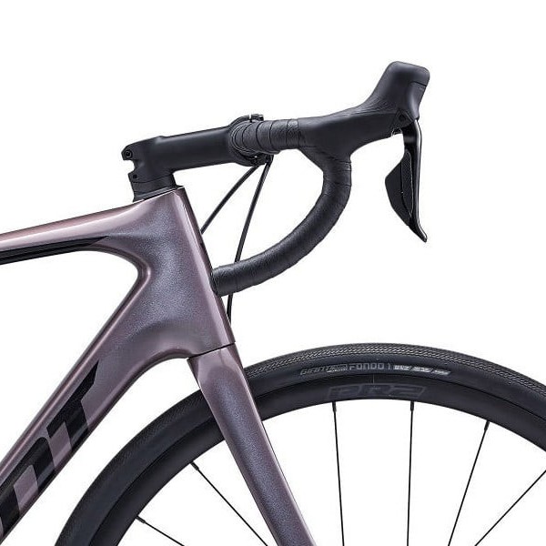 Styr på Giant Defy Advanced 1