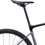 Sadel på Giant Defy Advanced 1