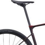Sadel på Giant Defy Advanced 2