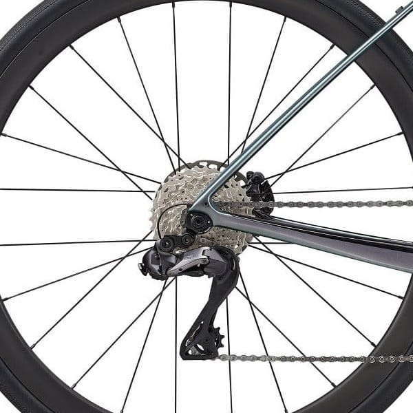 Bagnav på Giant Defy Advanced Pro 1