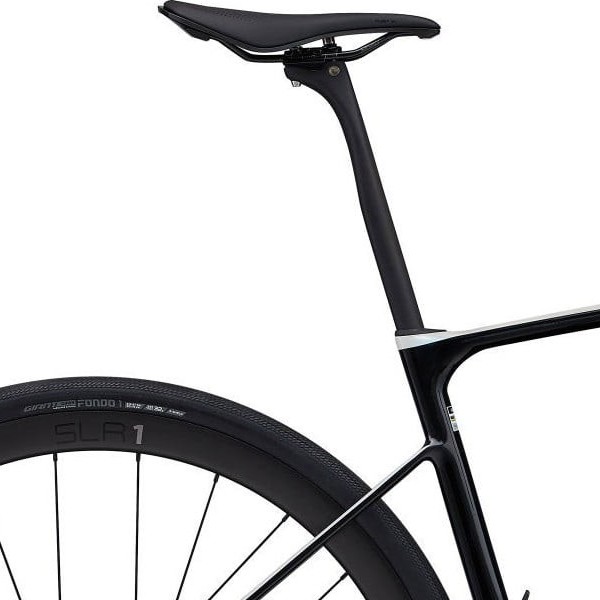Sadel på Giant Defy Advanced Pro 1