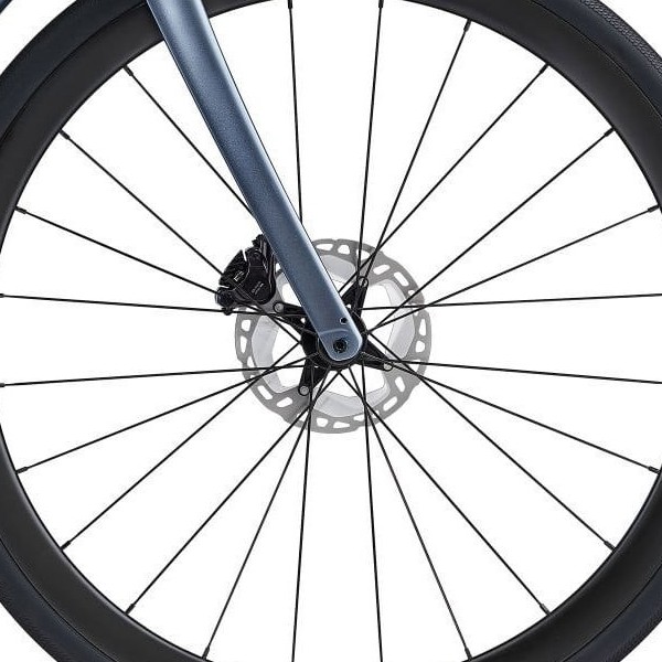 front hub på Giant Defy Advanced Pro 1