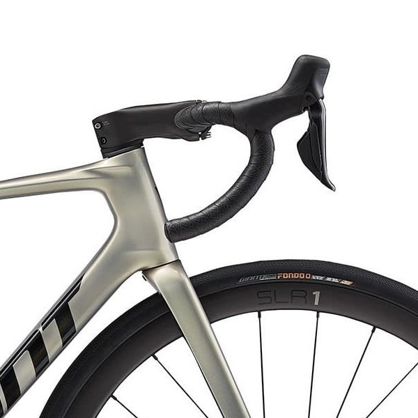 Styr på Giant Defy Advanced SL 1