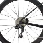 Bagnav med Shimano 105 Di2 bagskifter på Giant Liv Avail Advanced Pro 2 Di2