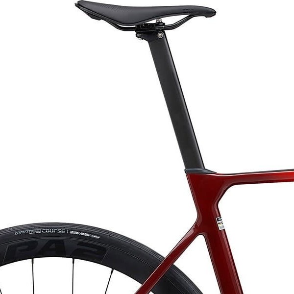 Sadel på Giant Propel Advanced 2