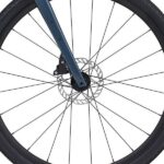 front hub på Giant Revolt Advanced 1