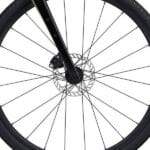 front hub på Giant Revolt Advanced 2