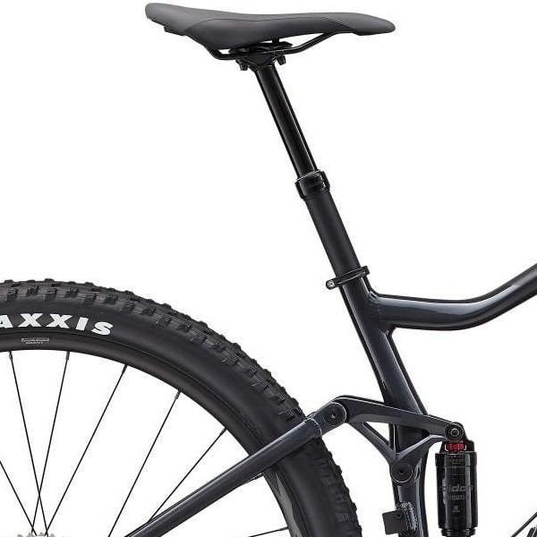 Sadel på Giant Stance 29 1