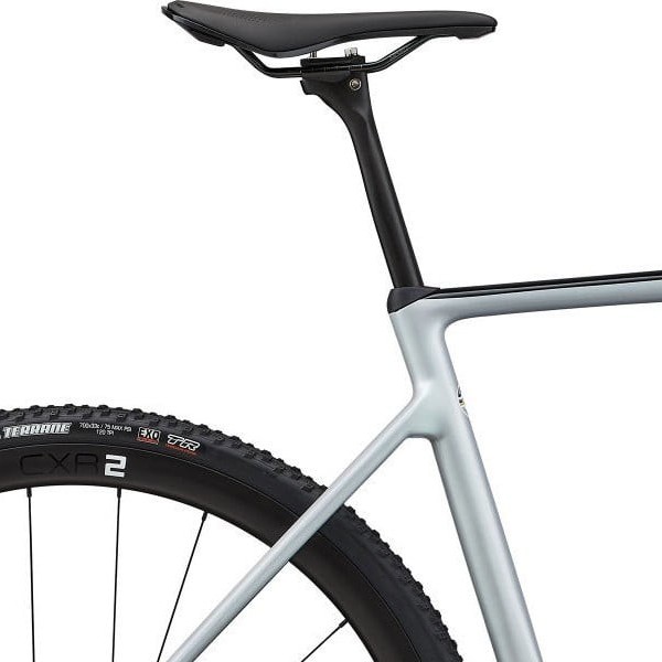Sadel på Giant TCX Advanced Pro 1