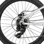 Bagnav med Shimano Tourney bagskifter på Principia Evoke A2.4