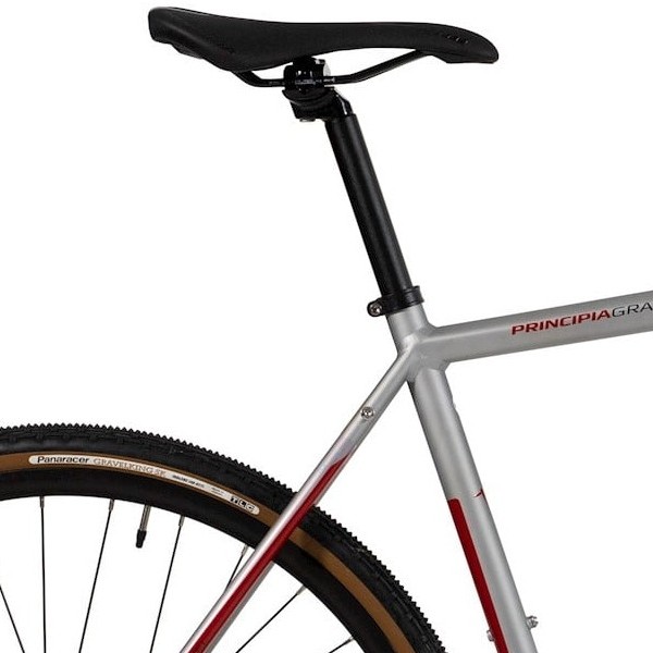 Sadel på Principia Gravel Alu GRX RX600