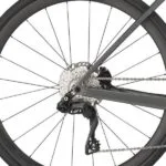 Bagnav med Shimano 105 Di2 RD-R7150 bagskifter på Scott Addict 30