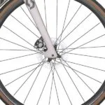 Fornav med Syncros RR2.0 Disc Wheels fælg på Scott Foil RC 30